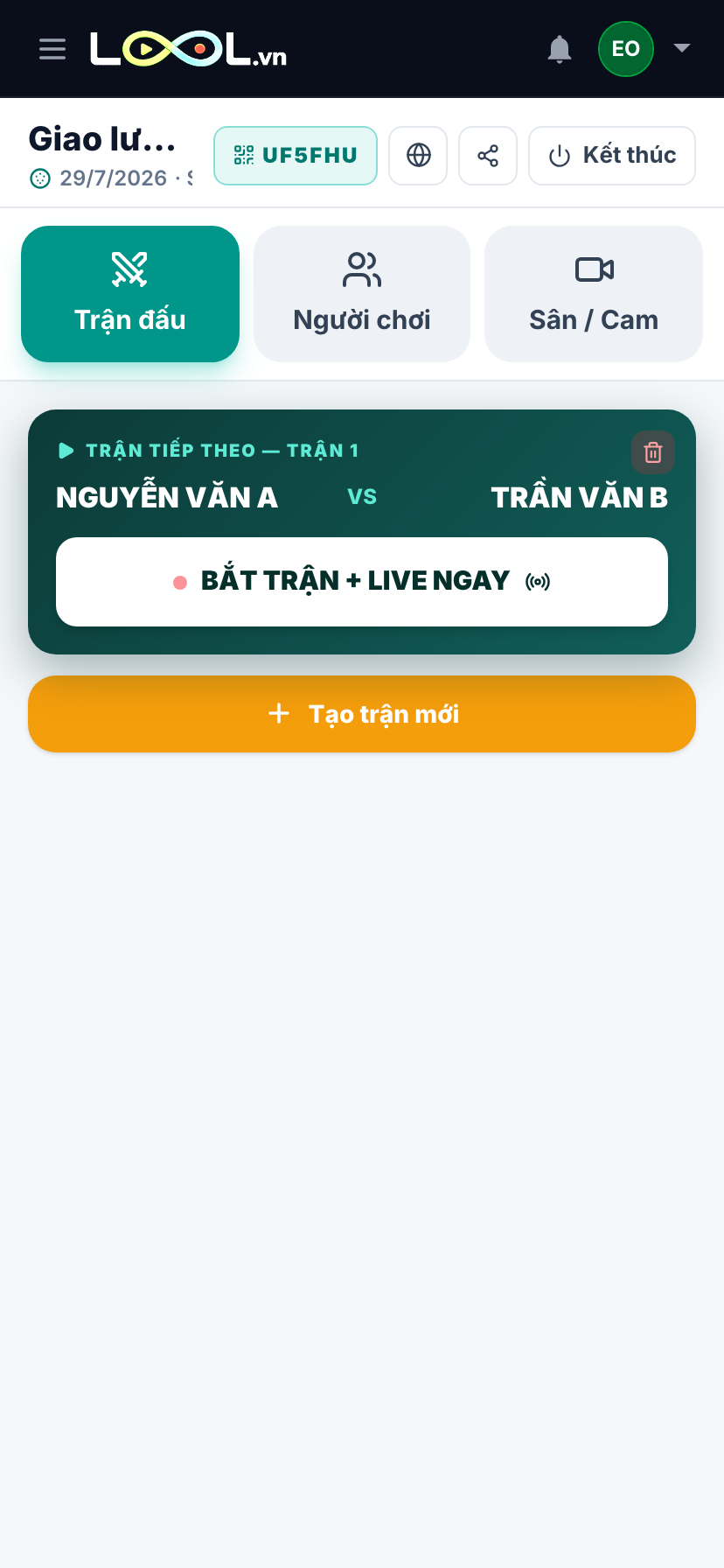 Thẻ Trận tiếp theo màu xanh đậm với nút trắng BẮT TRẬN + LIVE NGAY